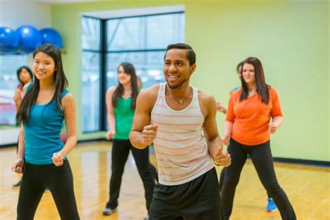 How to Line Dance: A Guide to the Fun and Fitness of Line Dancing